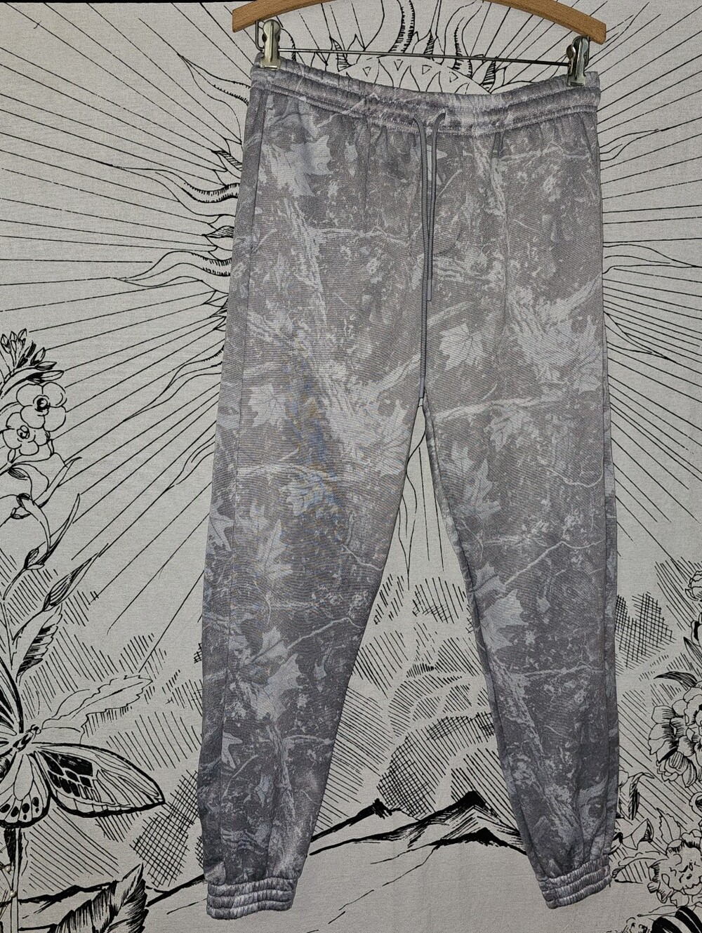 Triumph Over Tragedy Gray Marble-Print Jogger Pants - Drawstring Waist 30" Waist